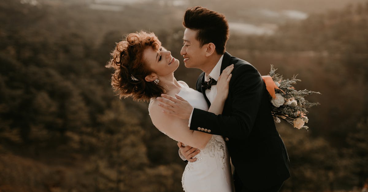 découvrez notre collection de bouquets de mariée élégants et personnalisés, conçus pour sublimer votre jour j. trouvez l’inspiration idéale pour un bouquet unique, adapté à votre style et thème de mariage.