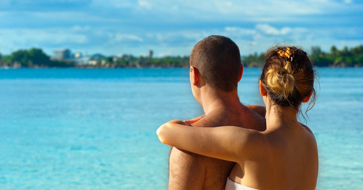 découvrez nos idées et conseils pour organiser une lune de miel inoubliable : destinations romantiques, activités à deux et astuces pour faire de votre voyage de noces un moment magique.