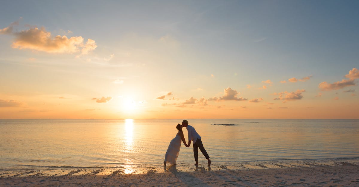 découvrez nos idées et conseils pour un voyage de noces inoubliable. destinations romantiques, astuces pratiques et inspirations pour une lune de miel magique à deux.