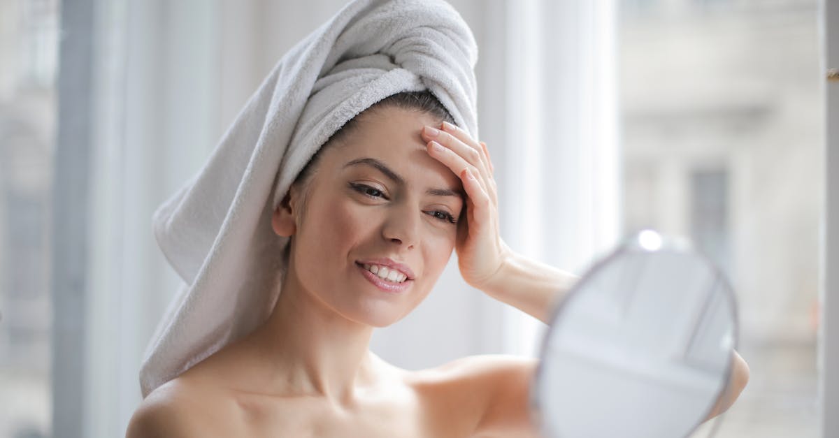 découvrez nos conseils et routines de skincare pour prendre soin de votre peau au quotidien. astuces, produits recommandés et solutions naturelles pour une peau éclatante et en pleine santé.