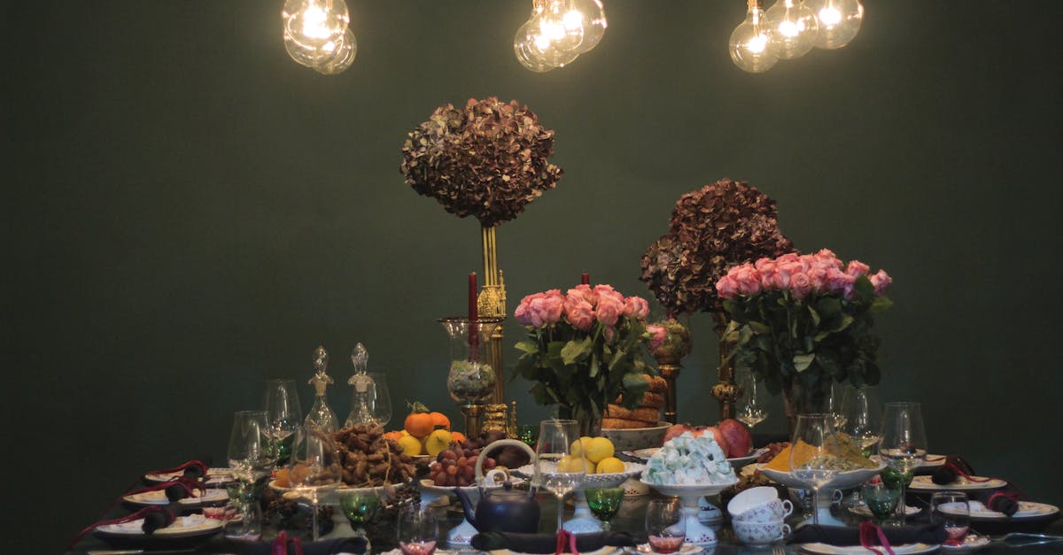 découvrez nos idées originales de centres de table pour sublimer vos événements, mariages ou dîners. inspirez-vous de nos conseils déco pour créer une ambiance élégante et conviviale autour de votre table.