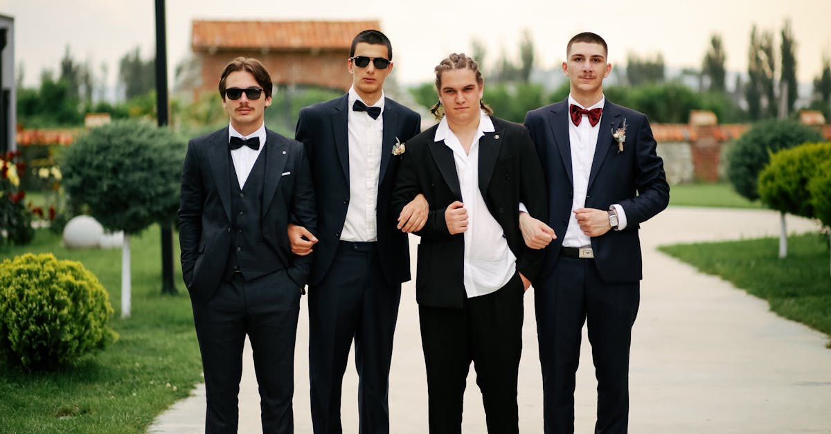 découvrez nos conseils et idées inspirantes pour choisir la tenue idéale en tant qu'invité(e) à un mariage. trouvez le look parfait selon le type de cérémonie, la saison et le dress code !