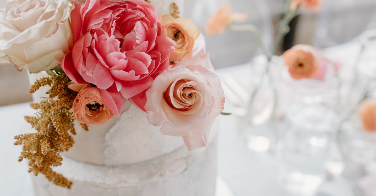 découvrez notre sélection élégante d'alliances de mariage pour célébrer votre amour. styles classiques ou modernes, en or, platine ou diamant, trouvez la bague parfaite pour dire oui à jamais.