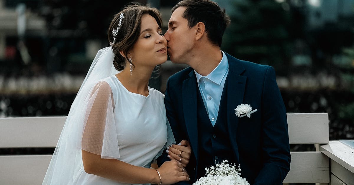 découvrez comment planifier efficacement votre budget de mariage avec nos conseils pratiques pour organiser une cérémonie mémorable sans dépasser vos moyens.