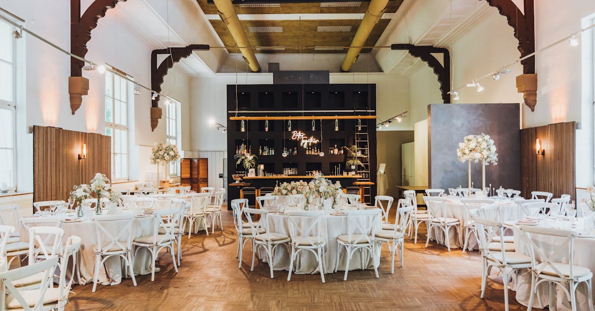 découvrez tous nos conseils et astuces pour une organisation de mariage réussie : idées de décoration, gestion du budget, choix du lieu et planification de chaque étape pour un jour inoubliable.