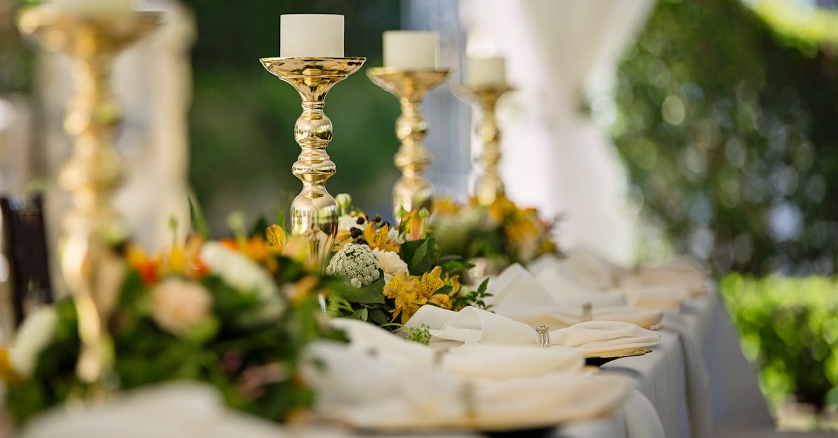 découvrez des idées élégantes et originales de décoration de table pour mariage. inspirez-vous pour créer une ambiance unique et mémorable lors de votre réception de mariage.