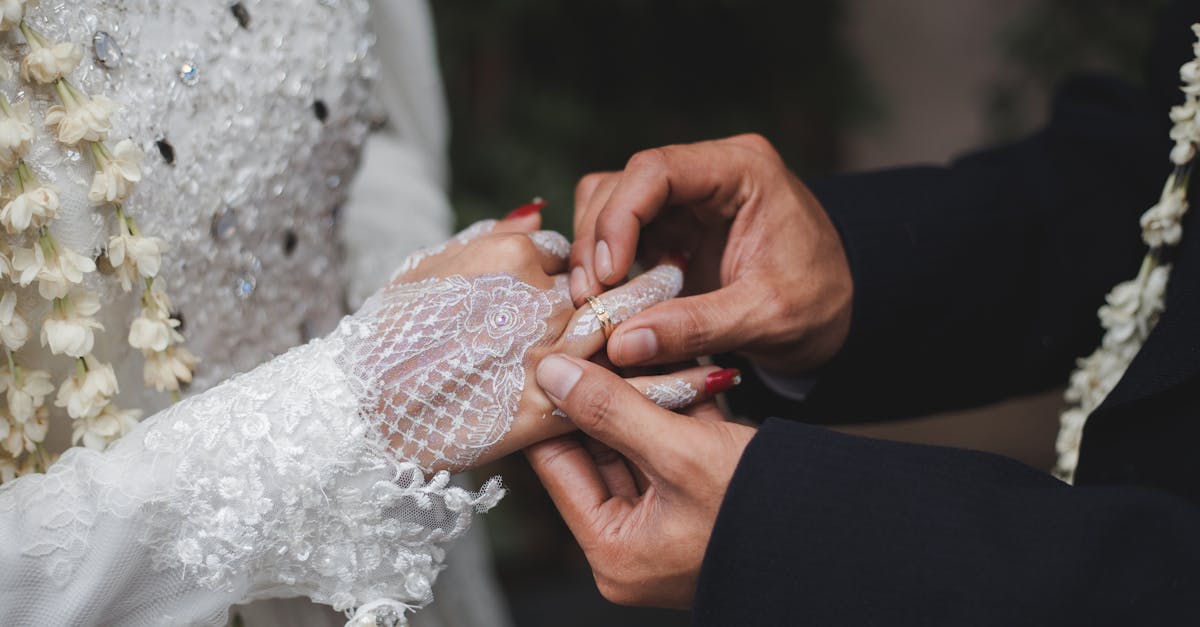 découvrez les plus belles traditions de mariage à travers le monde : rituels uniques, coutumes ancestrales et moments inoubliables pour célébrer l'amour.